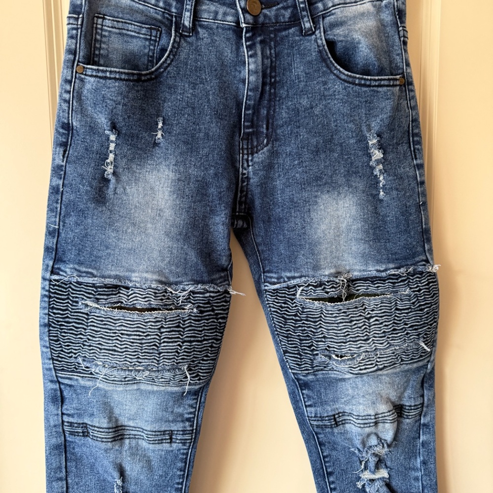 Boys/Mens Distressed Jeans size 28 - Picture 2 of 10